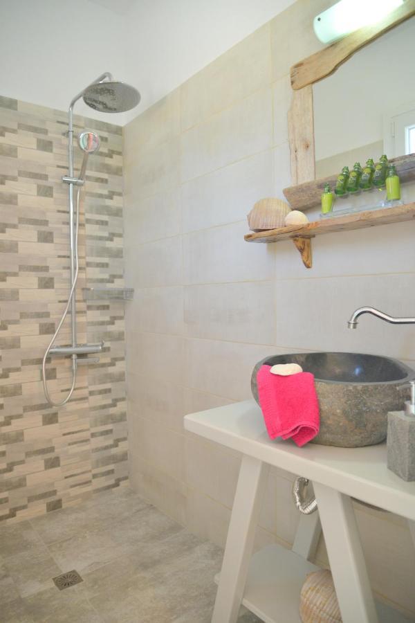 Margaritari Studios Milos Adamantas  Exteriör bild