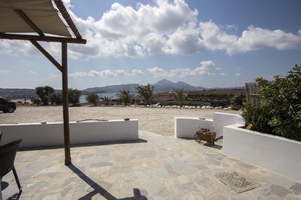 Margaritari Studios Milos Adamantas  Exteriör bild