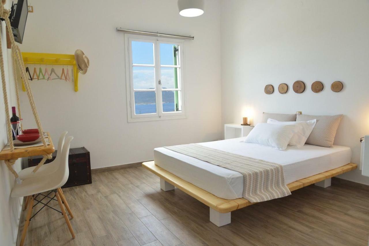 Margaritari Studios Milos Adamantas  Exteriör bild